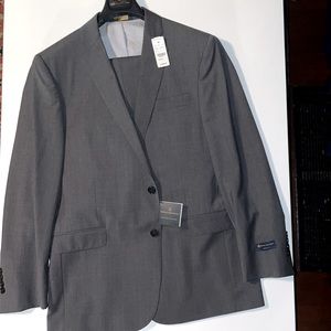 Brooks Brothers Regent Suit, Grey, 42R jacket and 36x32 pants